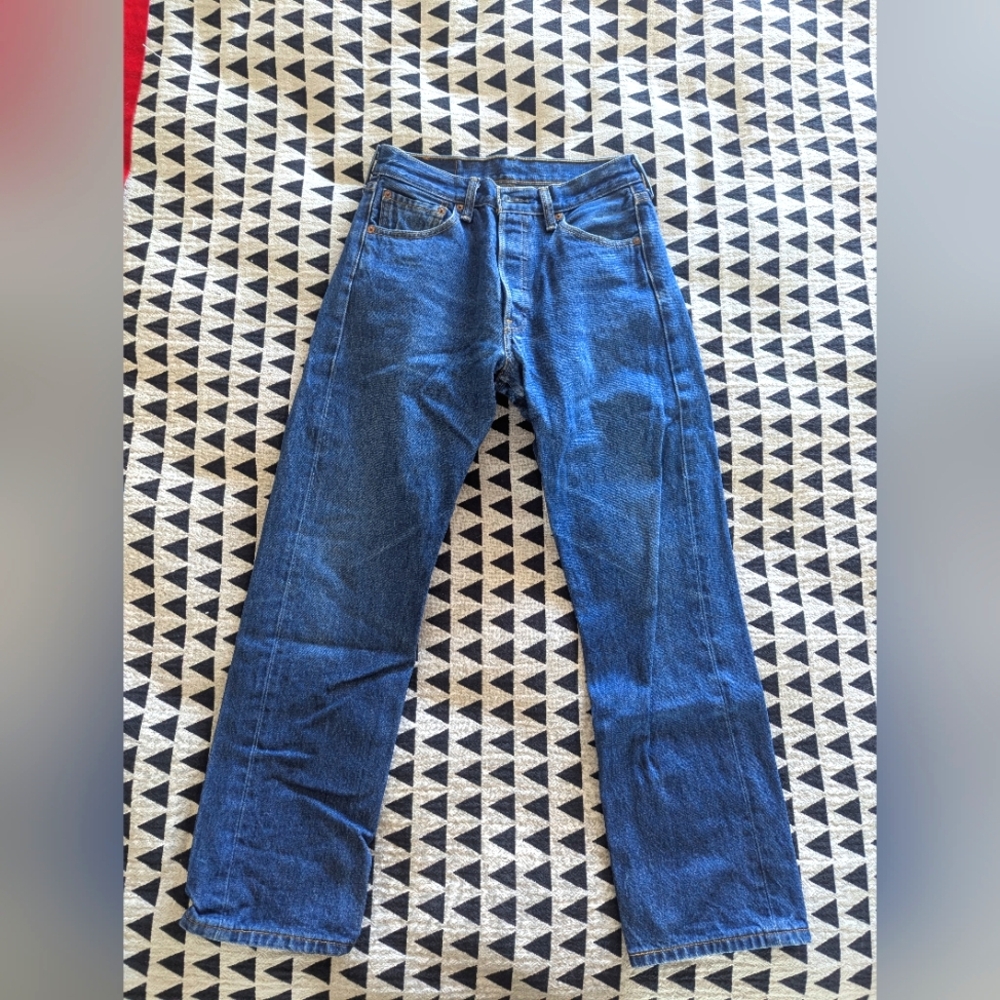 Levi's button fly jeans sz 30 (fits w27)